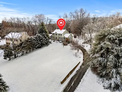 $1,095,000 | 4 Barberry Lane, West Newbury, MA 01985