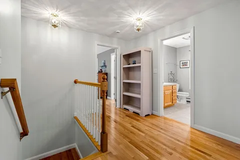 $1,095,000 | 4 Barberry Lane, West Newbury, MA 01985