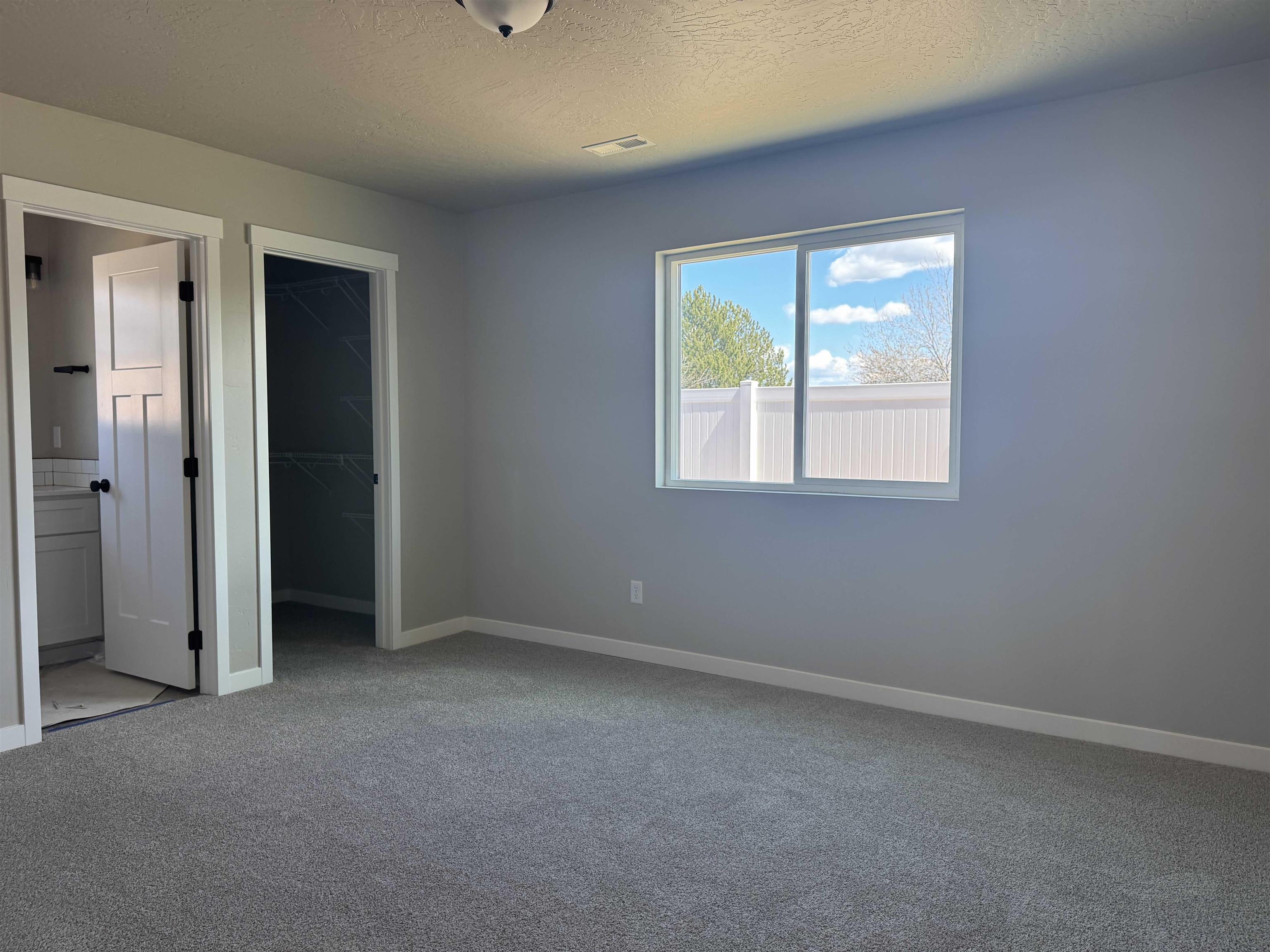 1013 South Century Road Spokane Valley, WA 99037 - Photo 6 of 26