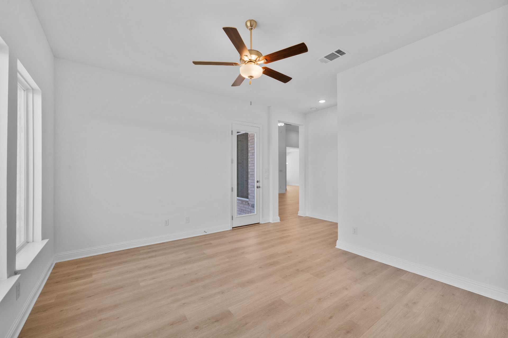 1005 Ellensburg Drive Georgetown, TX 78633 - Photo 21 of 38 Game Room