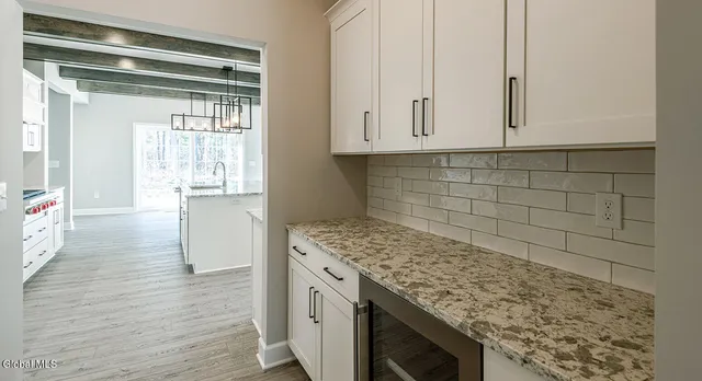 $859,900 | 3 Stone Crk Drive, East Greenbush, NY 12061