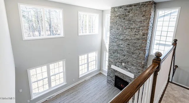 $859,900 | 3 Stone Crk Drive, East Greenbush, NY 12061