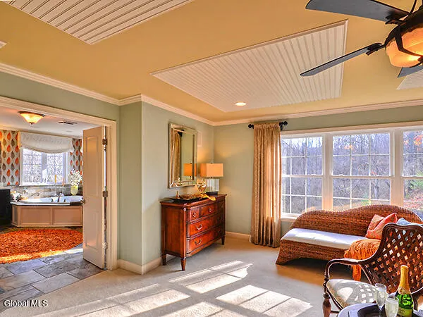 $859,900 | 3 Stone Crk Drive, East Greenbush, NY 12061