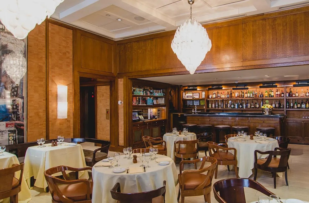 55 Wall Street, Unit 632 Manhattan, NY 10005 - Photo 6 of 11 Photo 6