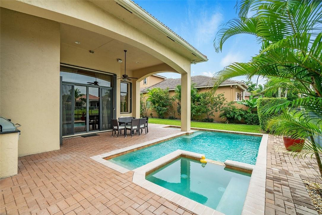 17944 Villa Club Way Boca Raton, FL 33496 - Photo 6 of 47 Photo 6