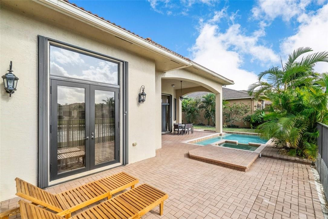 17944 Villa Club Way Boca Raton, FL 33496 - Photo 7 of 47 Photo 7