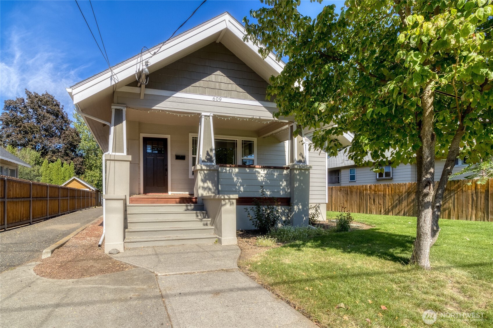 609 Pleasant Street Walla Walla, WA 99362 - Photo 3 of 26