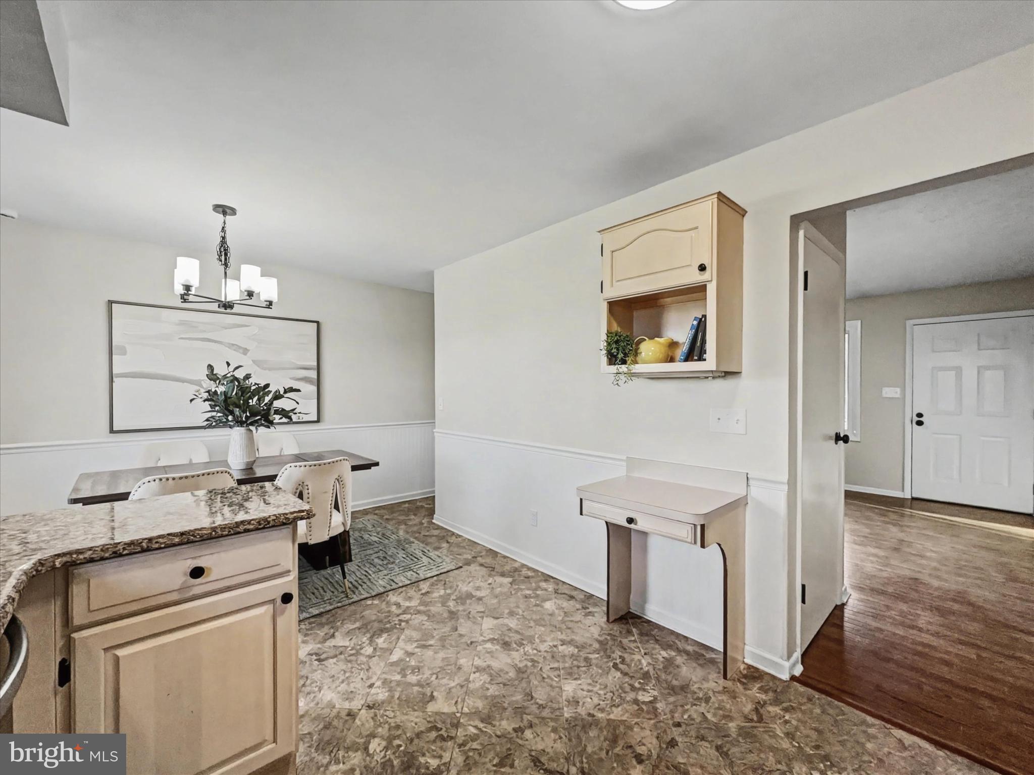 18 Logan Heights Road York, PA 17403 - Photo 8 of 24 Gallery Image 8