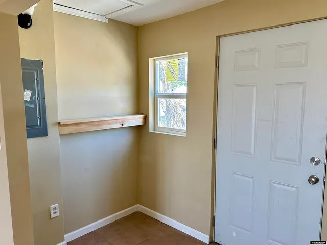 $75,000 | 707 4th Street, Hanna, WY 82327