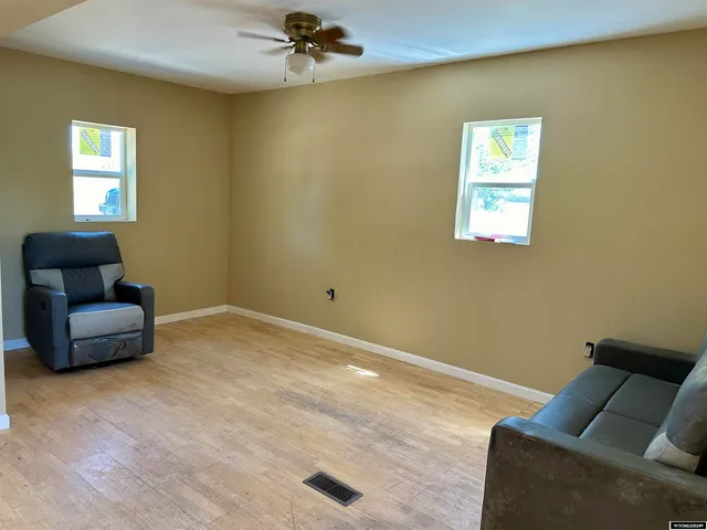 $75,000 | 707 4th Street, Hanna, WY 82327