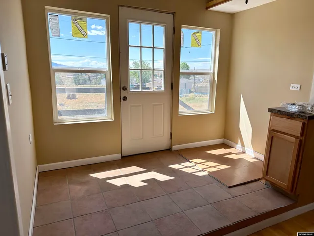 $75,000 | 707 4th Street, Hanna, WY 82327