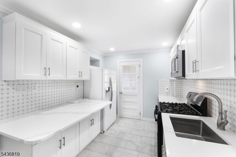 109 Allen Street Netcong, NJ 07857 - Photo 3 of 18