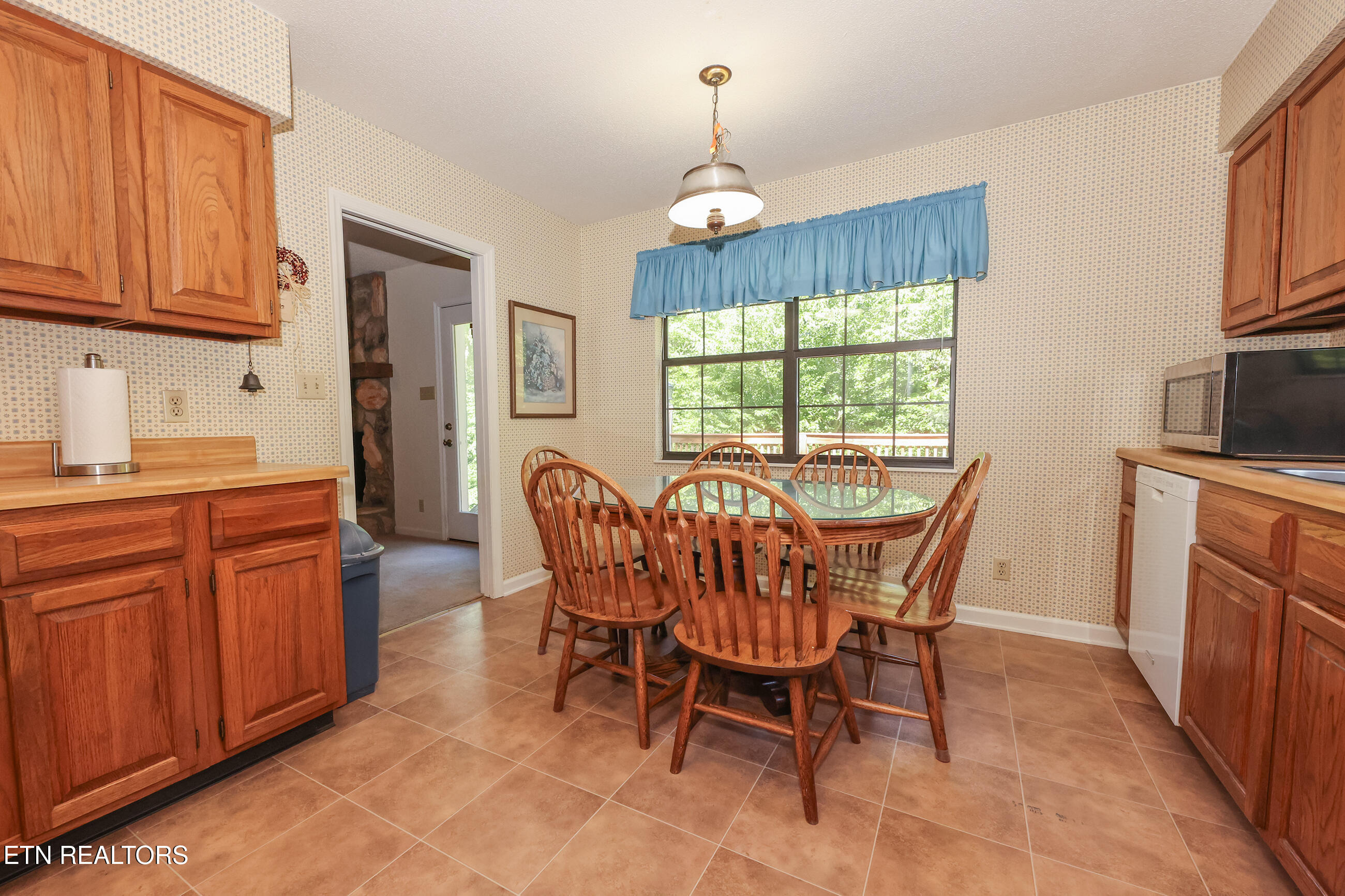 105 Claymore Lane Oak Ridge, TN 37830 - Photo 19 of 55 kitchen5
