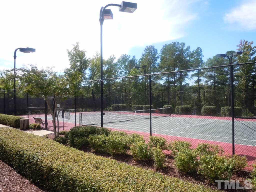 7729 Silver View Lane Raleigh, NC 27613 - Photo 25 of 25 a view of a park with a tree