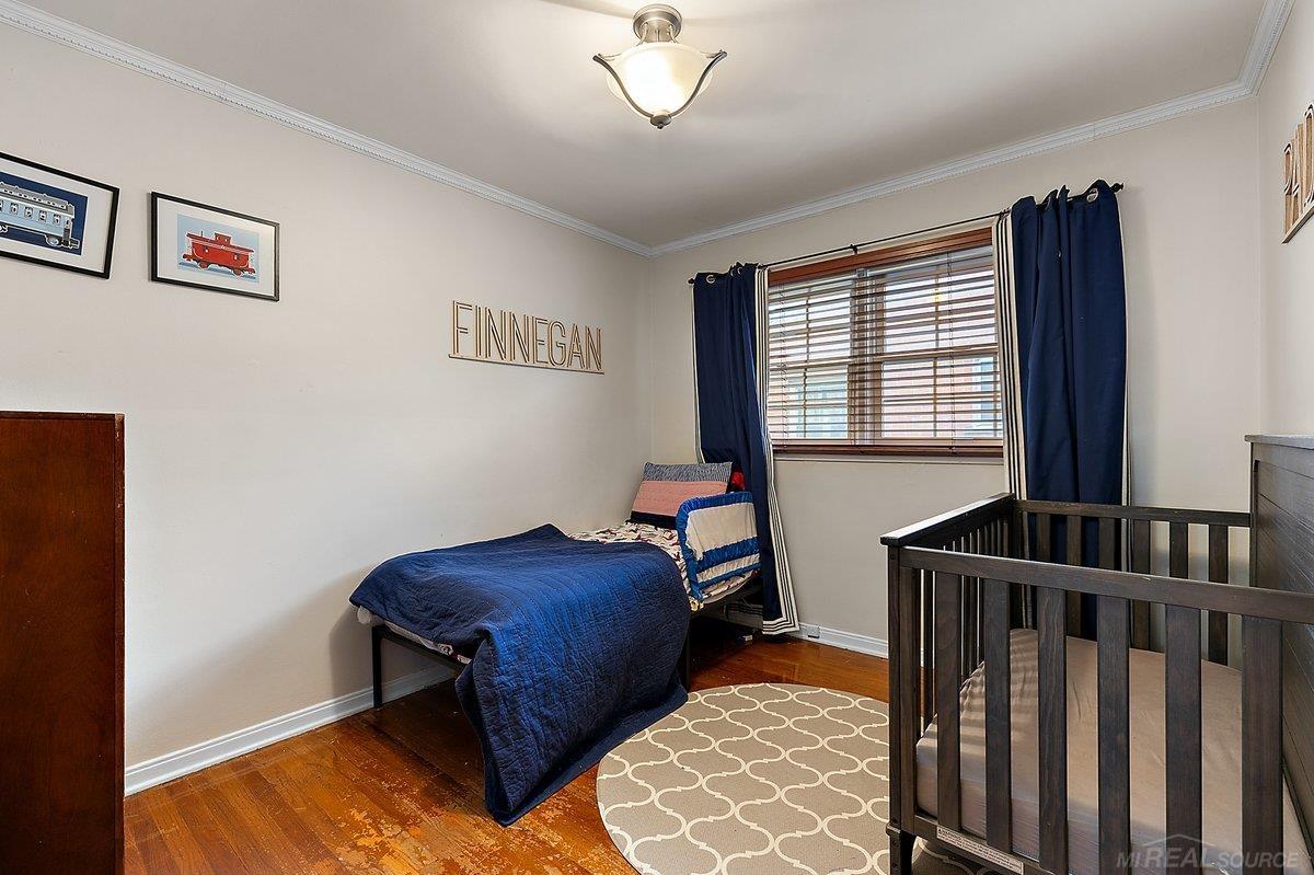 1084 Vernier Road Grosse Pointe, MI 48236 - Photo 17 of 32 50176370-6739b237-508d-4ade-8a43-b9e5c4484c35.JPG