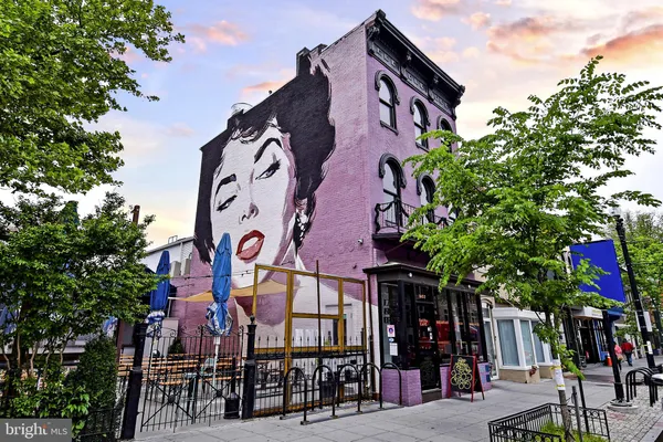 $4,900 | 11 R Street Northwest, Washington, DC 20001