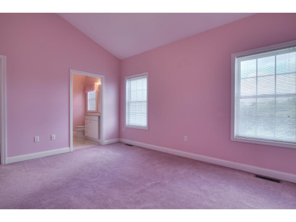 36 Mountain Village Road, Unit 36 Salem, NH 03079 - Photo 11 of 20 Gallery Image 11