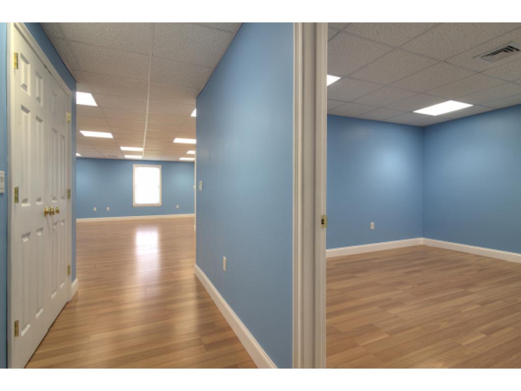 36 Mountain Village Road, Unit 36 Salem, NH 03079 - Photo 13 of 20 Gallery Image 13