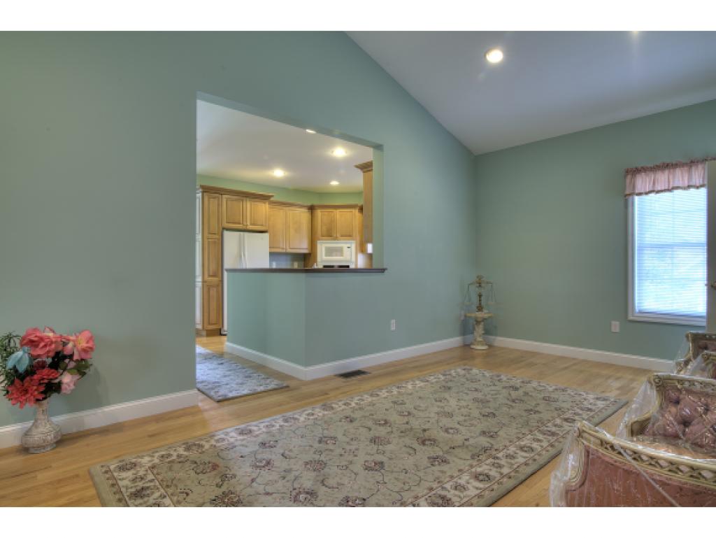 36 Mountain Village Road, Unit 36 Salem, NH 03079 - Photo 3 of 20 Gallery Image 3