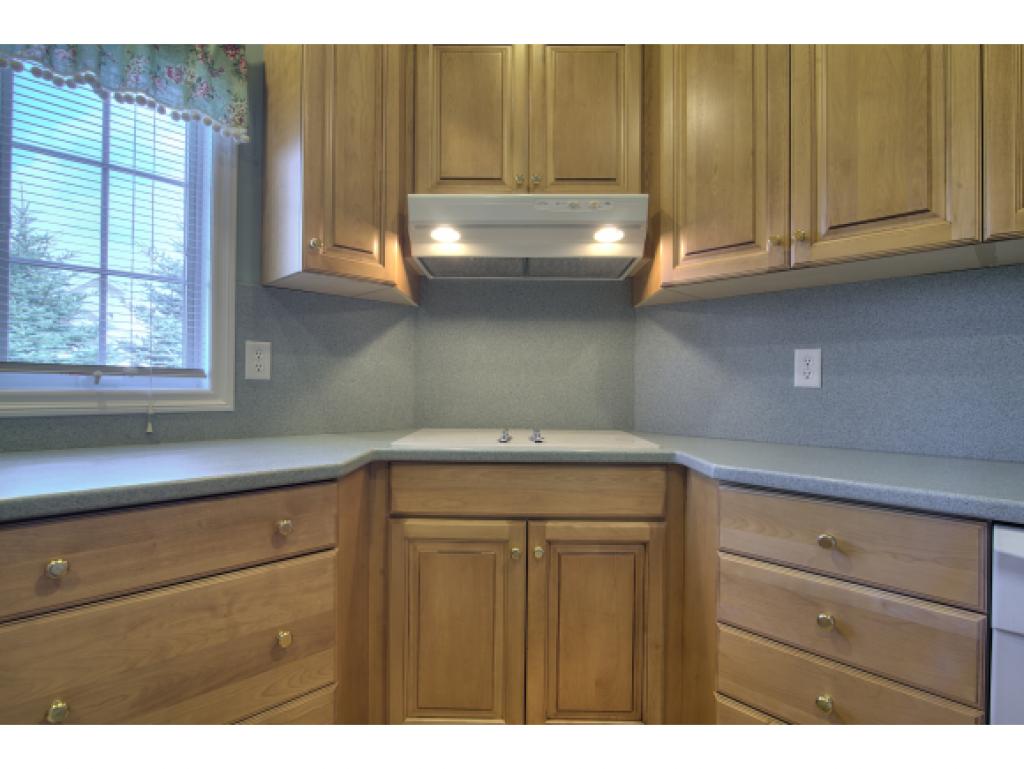 36 Mountain Village Road, Unit 36 Salem, NH 03079 - Photo 8 of 20 Gallery Image 8