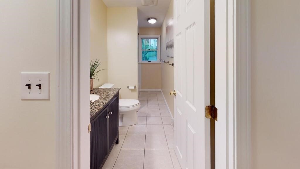 8 Hickory Street Lexington, MA 02421 - Photo 17 of 33 Gallery Image 17