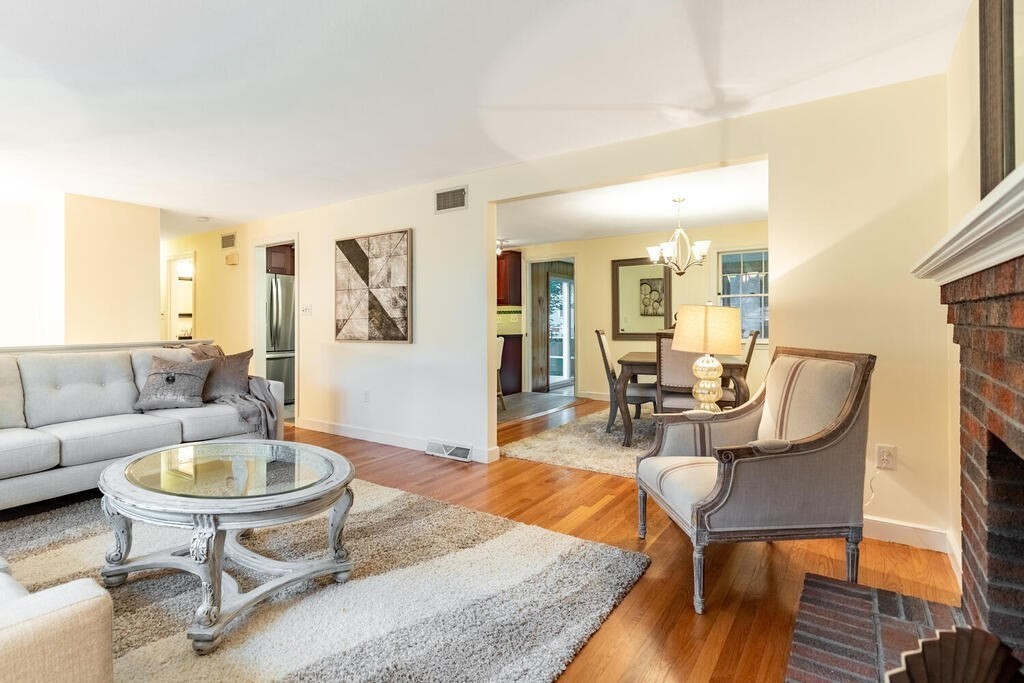 8 Hickory Street Lexington, MA 02421 - Photo 6 of 33 Gallery Image 6