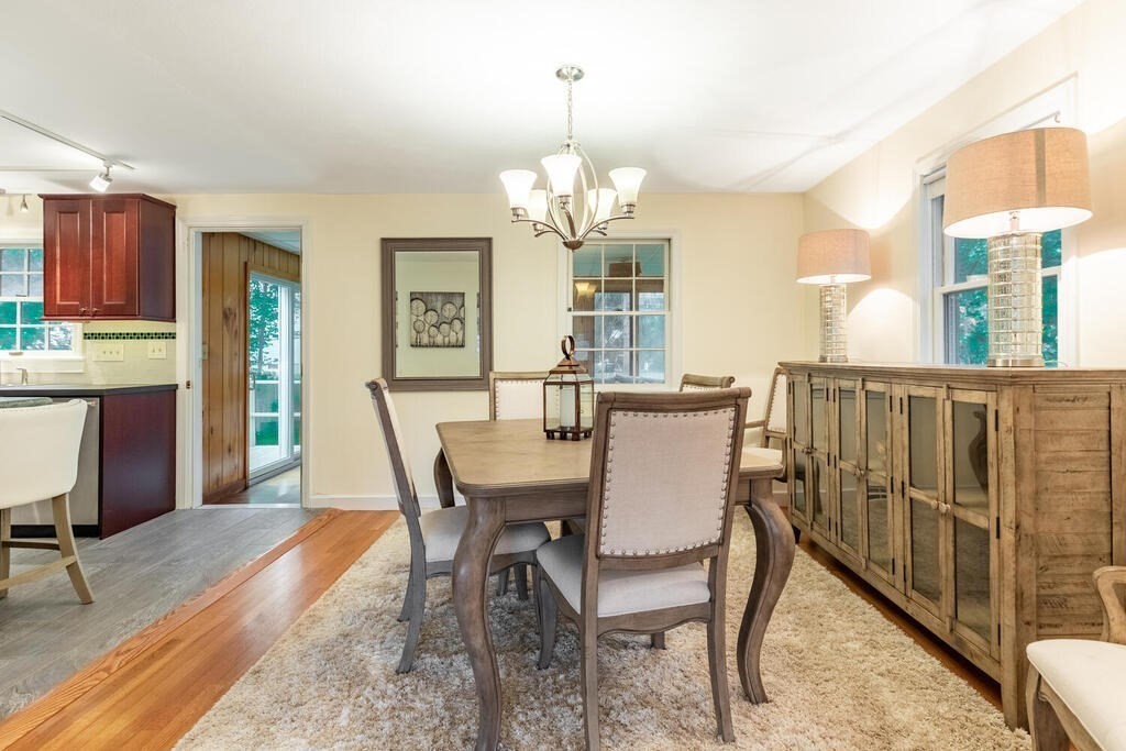 8 Hickory Street Lexington, MA 02421 - Photo 7 of 33 Gallery Image 7