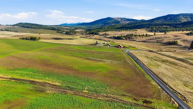 $249,500 | 15237 East Belmont Road, Mica, WA 99023