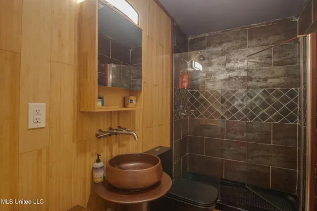 $320,000 | 182 Miramar Avenue, Biloxi, MS 39530