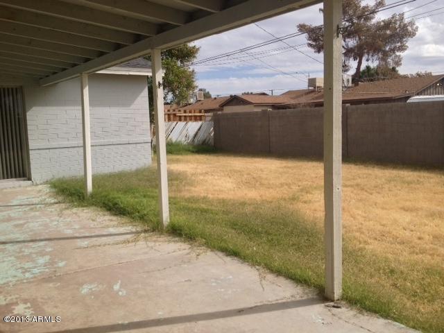 3031 West Charter Oak Road Phoenix, AZ 85029 - Photo 9 of 10 Charteroak9