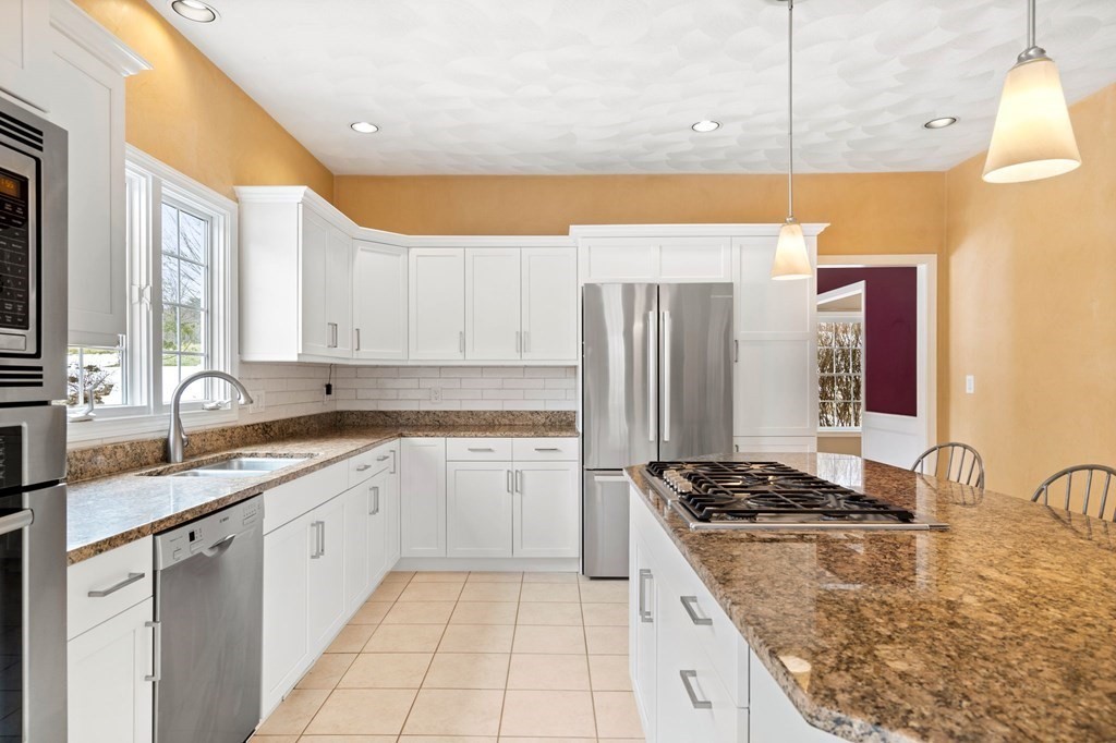 137 Broad Meadow Road Groton, MA 01450 - Photo 3 of 33 Gallery Image 3