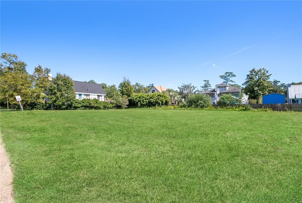 237 West Street Mandeville, LA 70448 - Photo 2 of 16