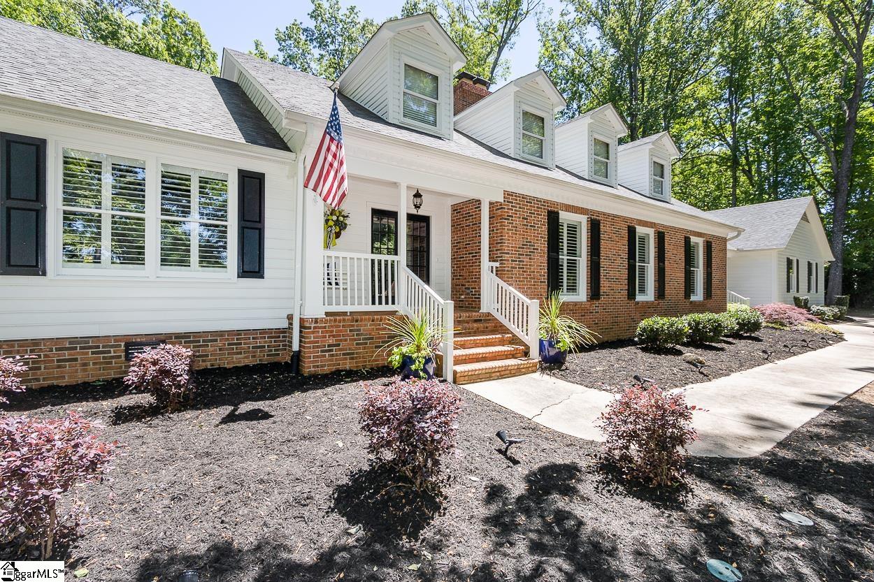 100 Inverness Way Easley, SC 29642 - Photo 2 of 36 Gallery Image 2