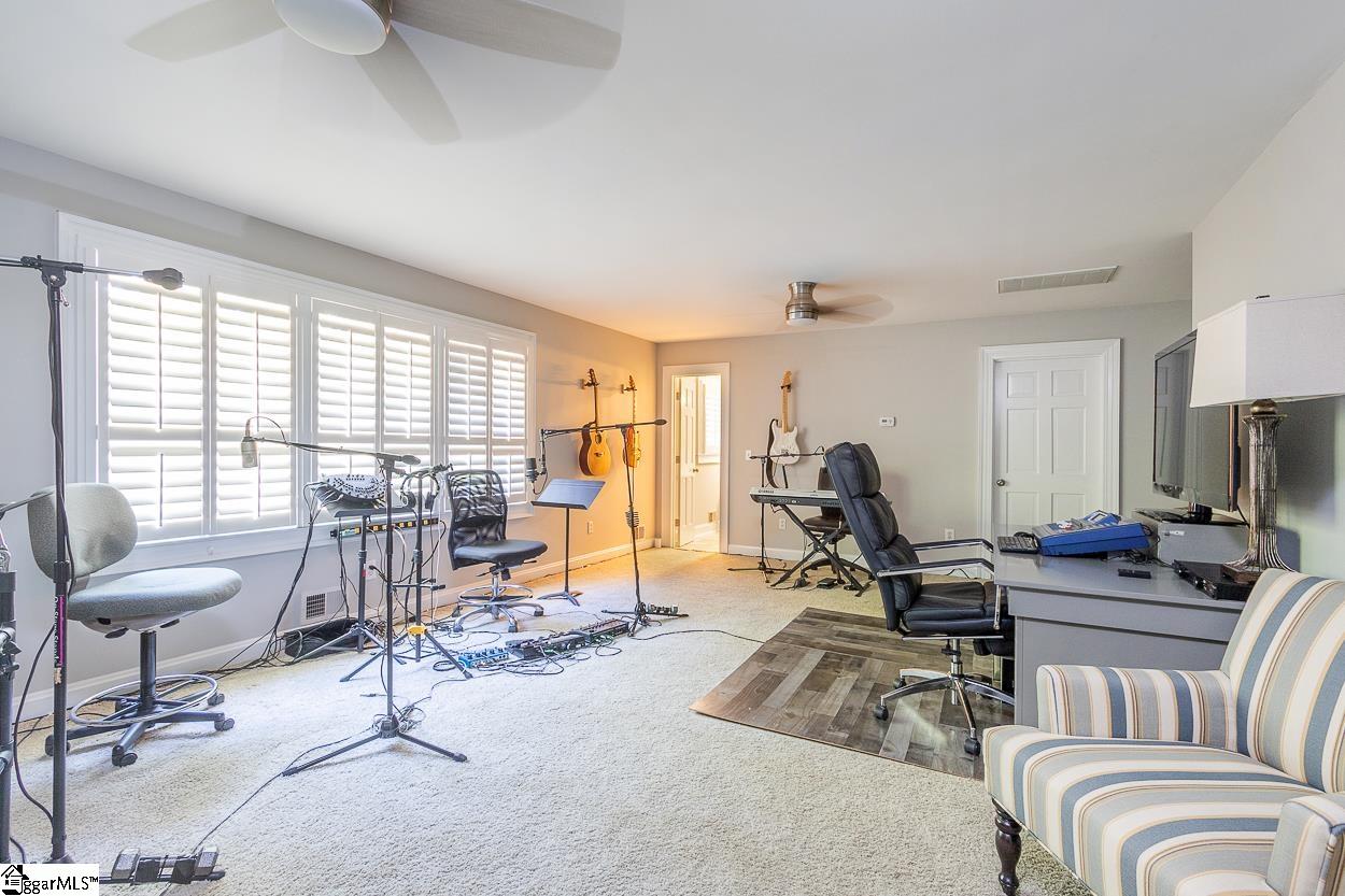 100 Inverness Way Easley, SC 29642 - Photo 29 of 36 Gallery Image 29