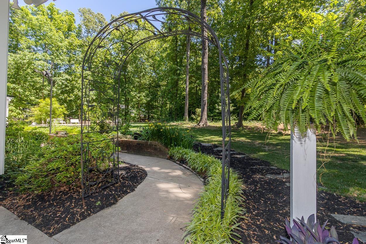 100 Inverness Way Easley, SC 29642 - Photo 33 of 36 Gallery Image 33