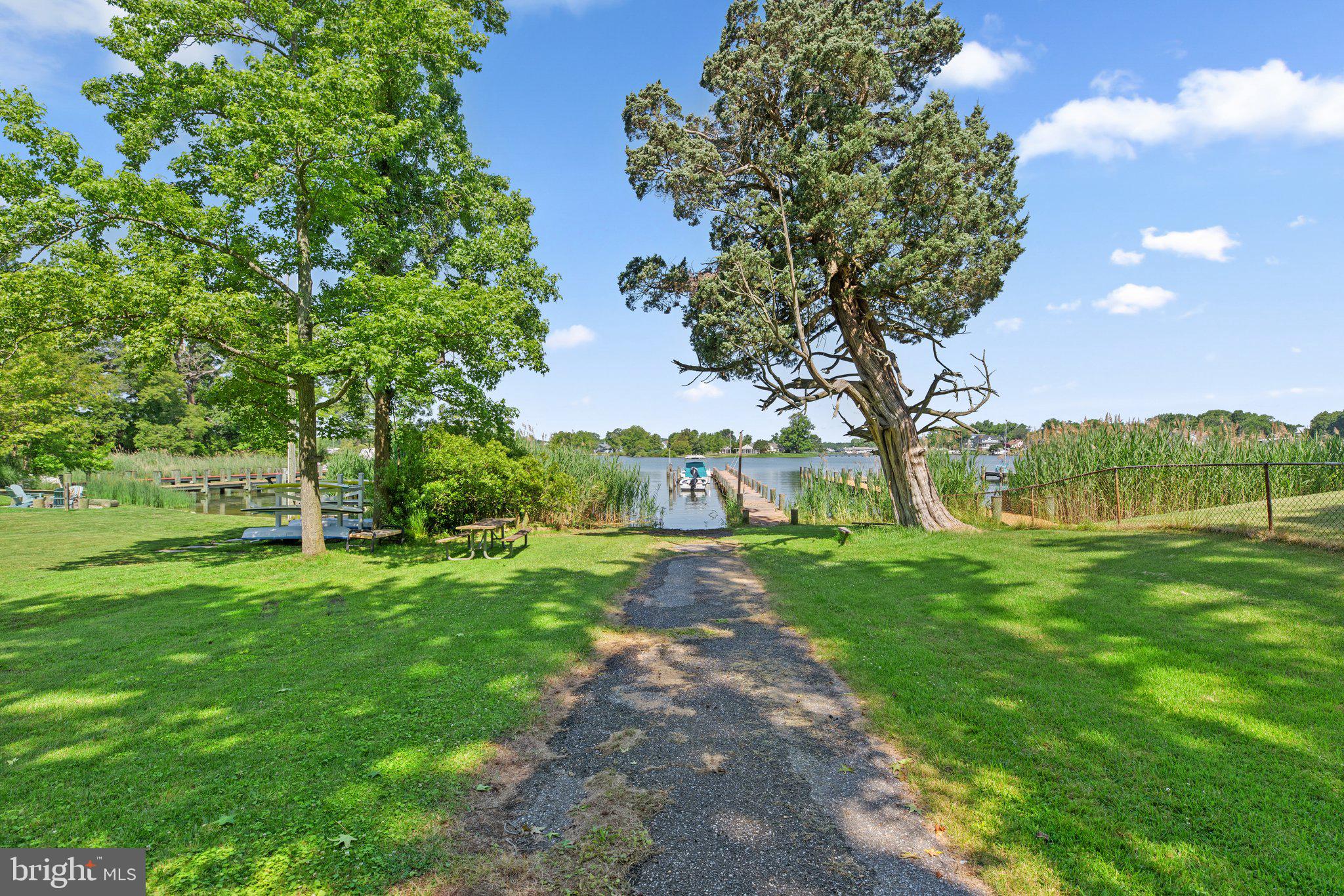 1203 Cedar Lane Edgewater, MD 21037 - Photo 35 of 39 Community water access