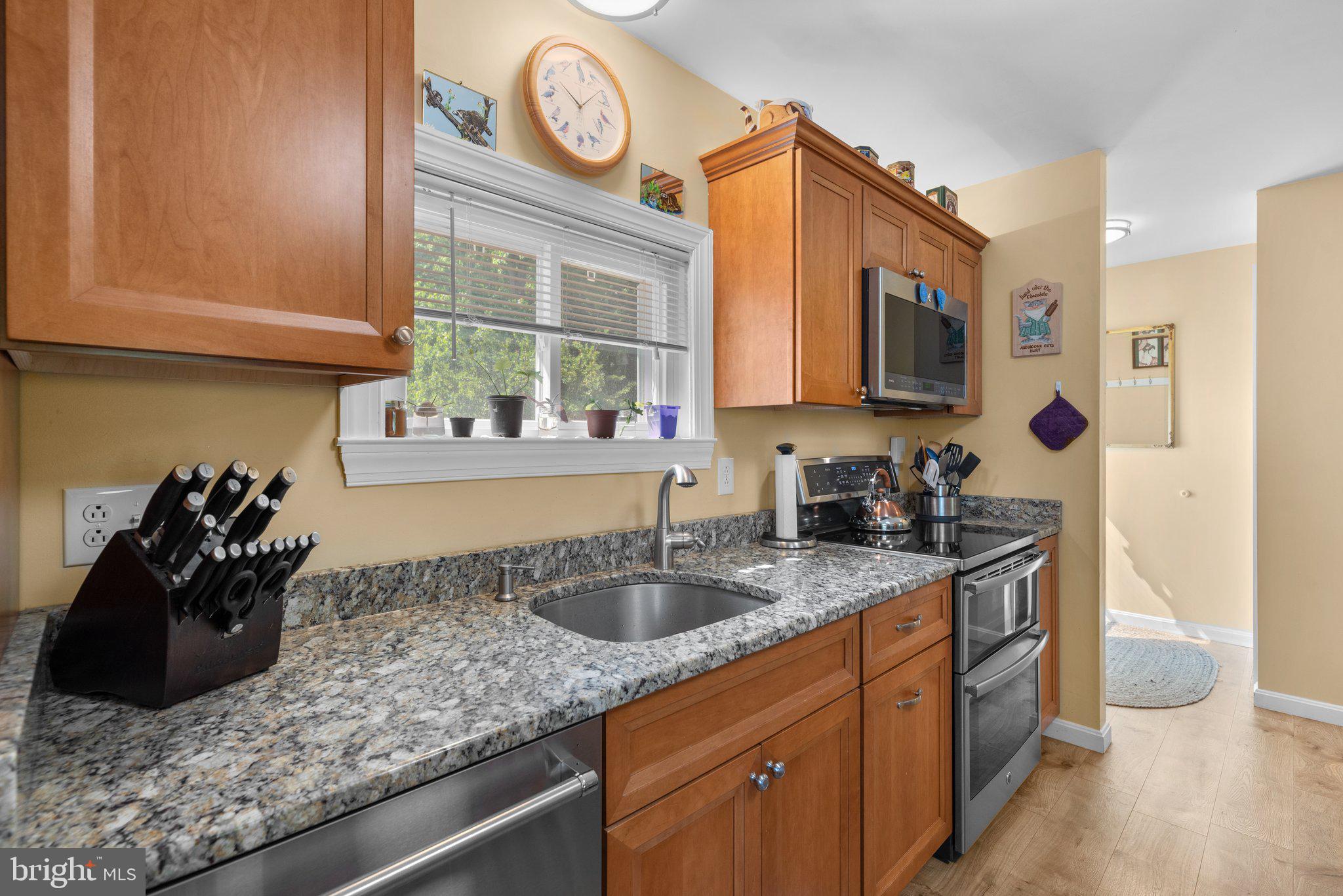 1203 Cedar Lane Edgewater, MD 21037 - Photo 8 of 39