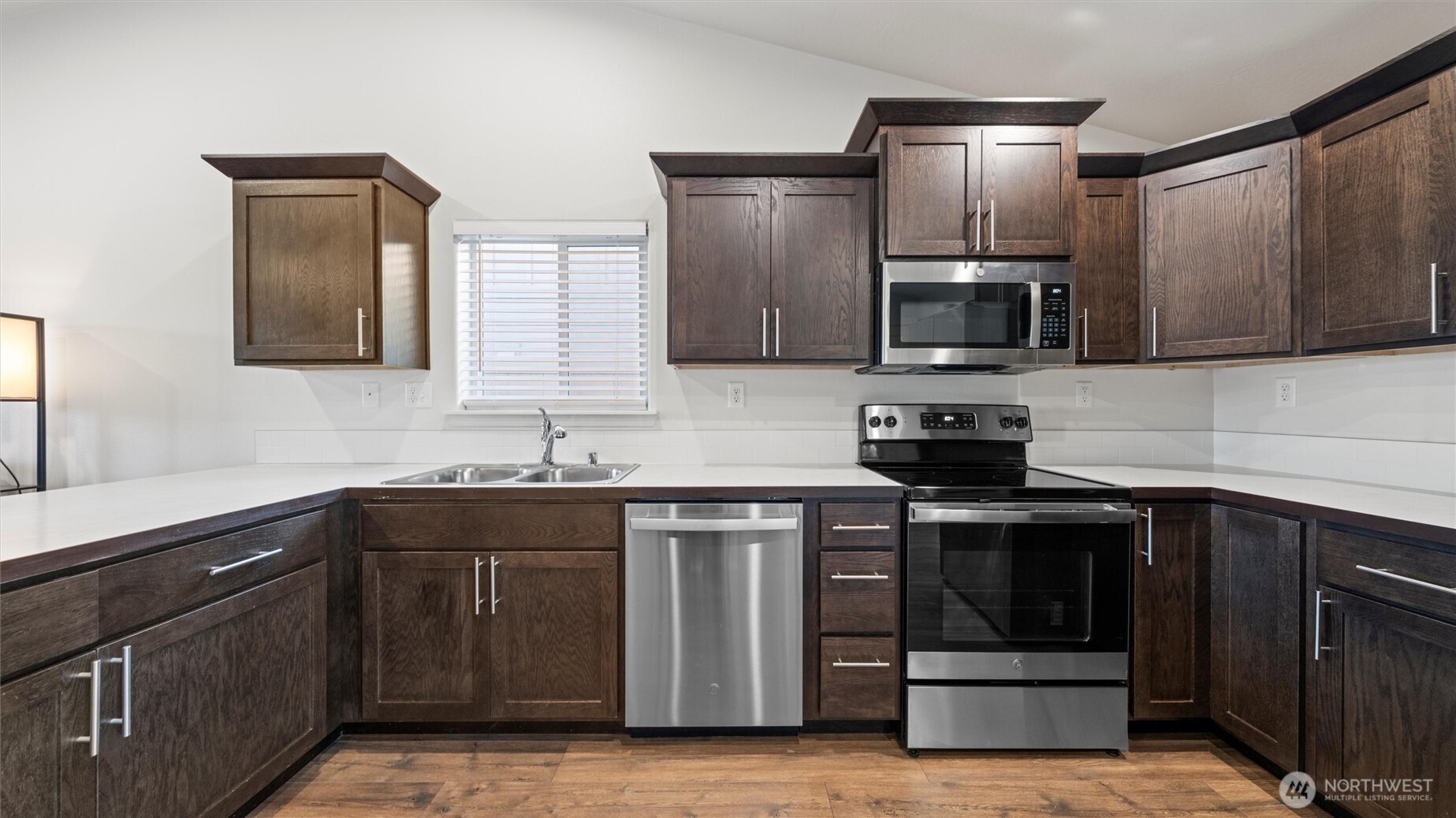 1029 West Sequoia Road Moses Lake, WA 98837 - Photo 8 of 21