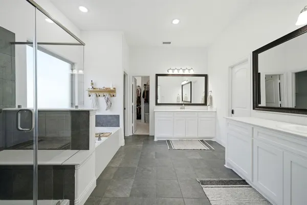 $799,999 | 332 Ledstone Court, Rockwall, TX 75032