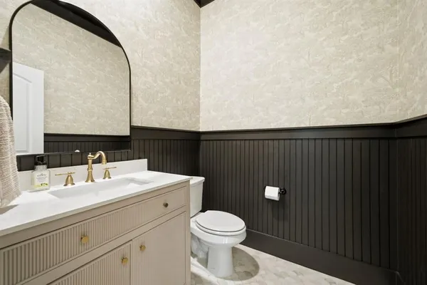 $799,999 | 332 Ledstone Court, Rockwall, TX 75032