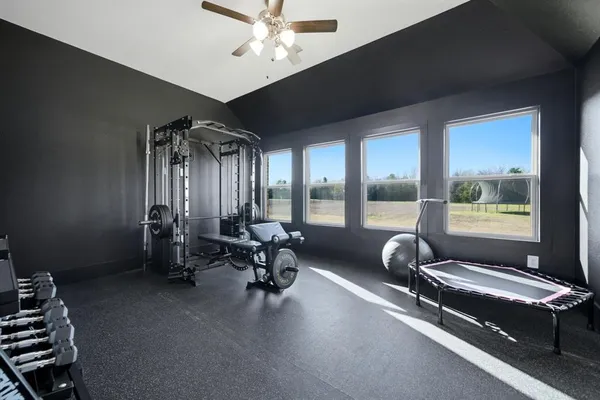 $799,999 | 332 Ledstone Court, Rockwall, TX 75032