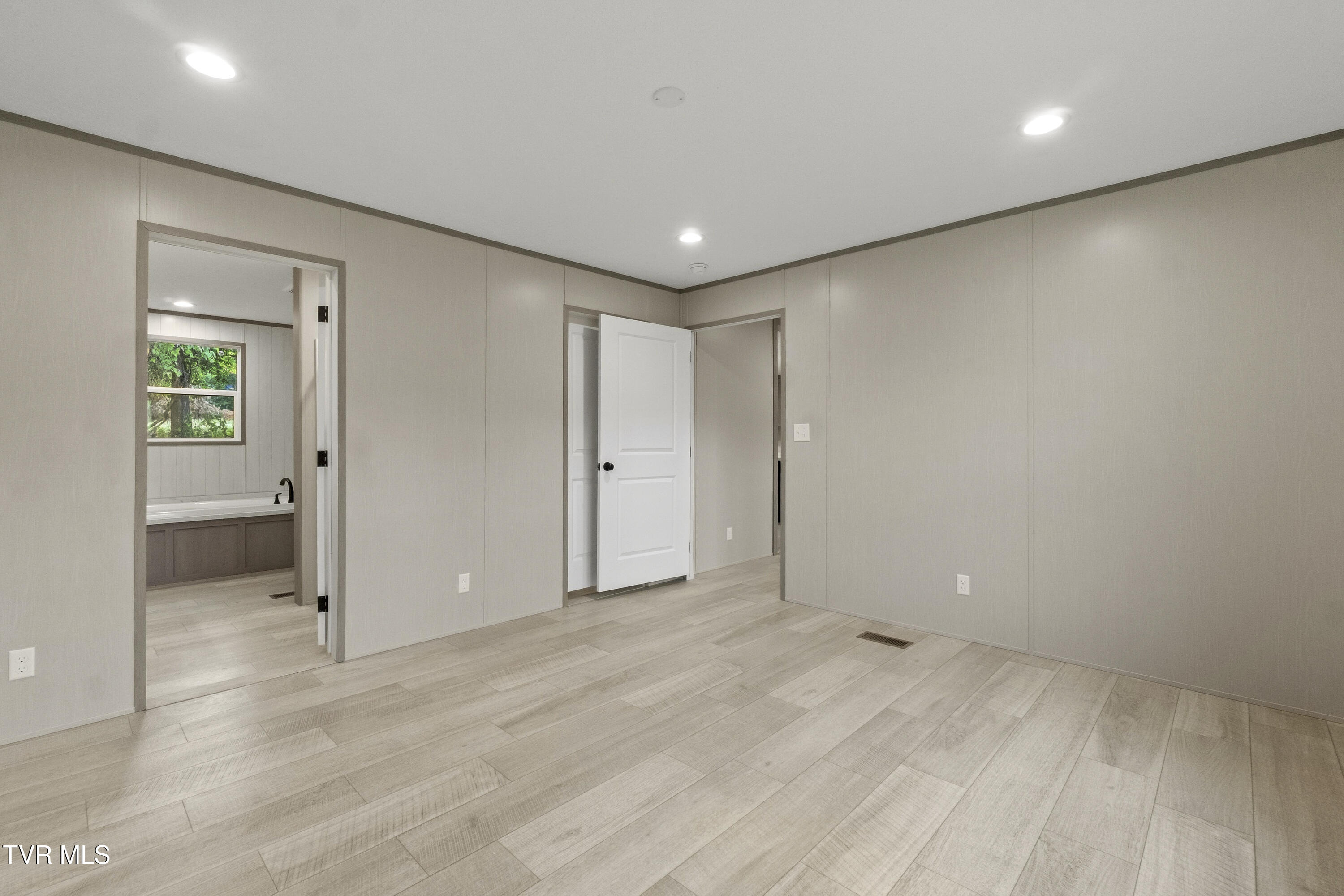 575 McDonald Road Midway, TN 37809 - Photo 12 of 35 Master Bedroom