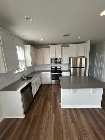 $1,895 | 343 Silver Glen Drive, Kyle, TX 78640