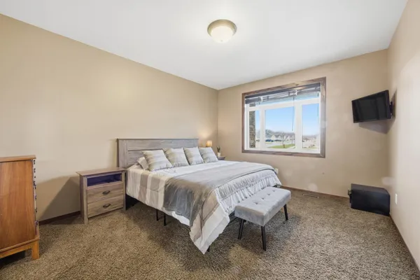 $549,000 | 825 18th Avenue West, West Fargo, ND 58078