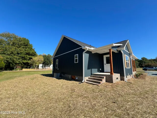 $282,900 | 153 Hillside Street, Clarkton, NC 28433