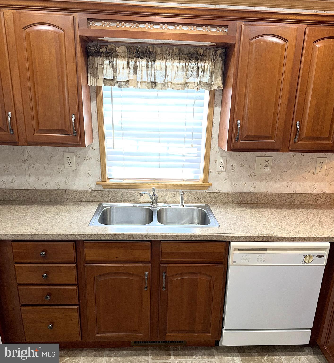 10505 Cedarville Road, Unit 1215 Brandywine, MD 20613 - Photo 7 of 34