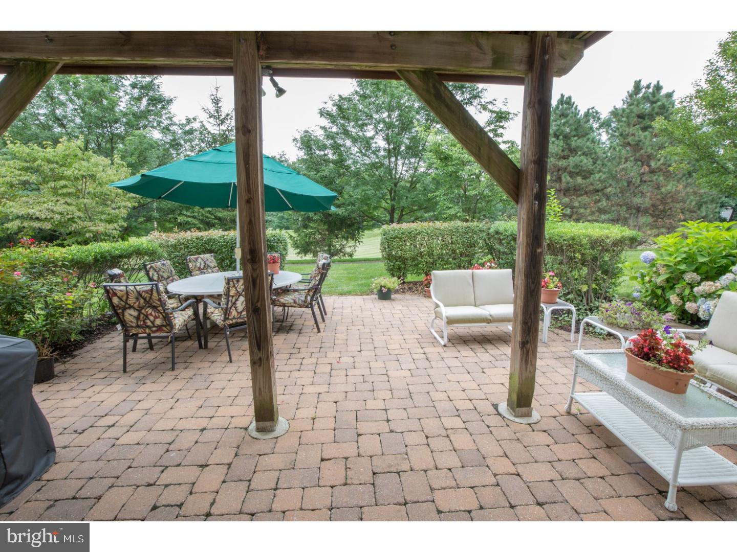 292 Sydney Road Holland, PA 18966 - Photo 21 of 25 Patio
