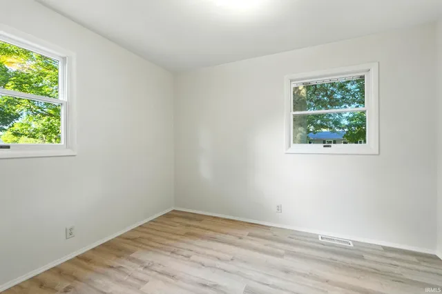 $225,000 | 124 South Maxine Drive, Ossian, IN 46777