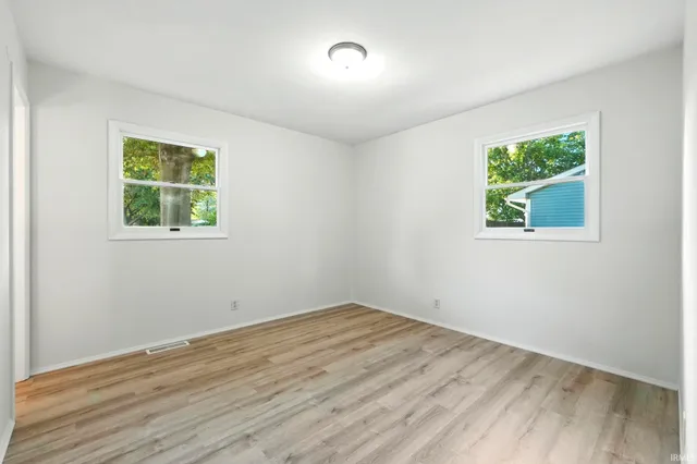 $225,000 | 124 South Maxine Drive, Ossian, IN 46777