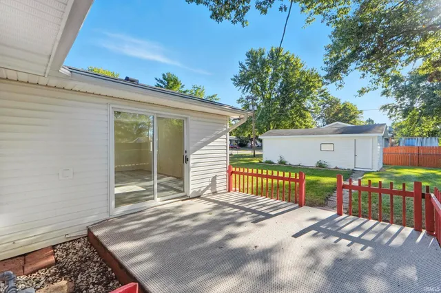 $225,000 | 124 South Maxine Drive, Ossian, IN 46777